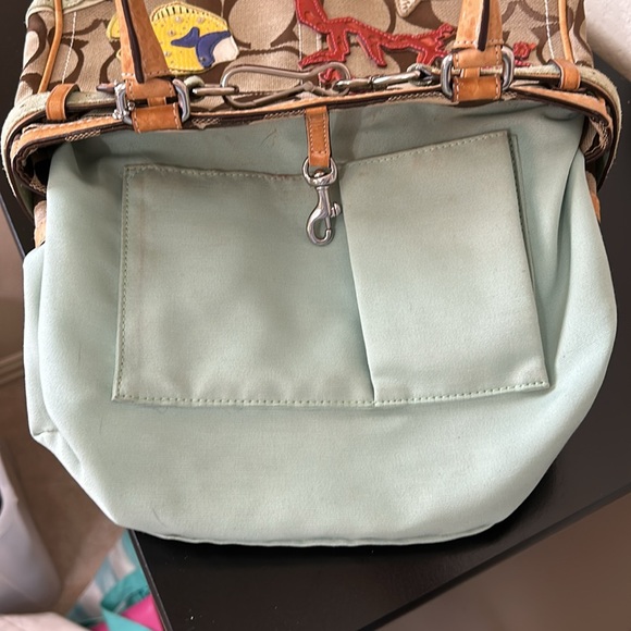 Coach Hampton Limited Edition Fish Appliqué Stachel - Picture 16 of 16